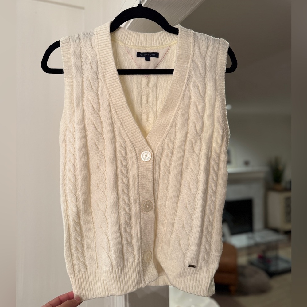Tommy Hilfiger Women's White Cable Knit Sweater Vest Medium